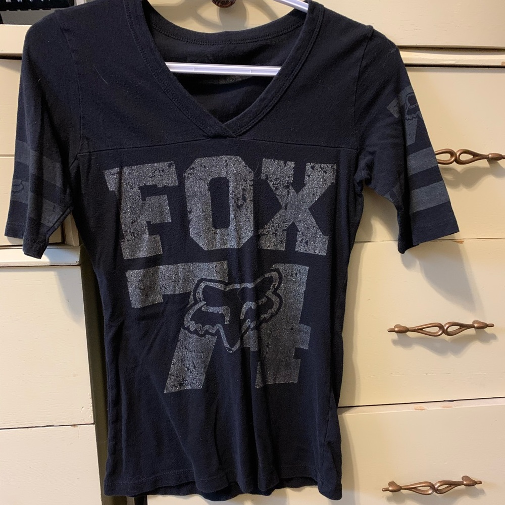 Baseball tee